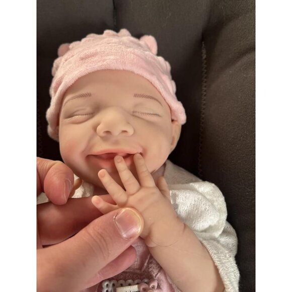 🆕18Inch Realistic Full Body Silicone Reborn ivory White Baby Girl Smiling Dolls - Picture 3 of 12